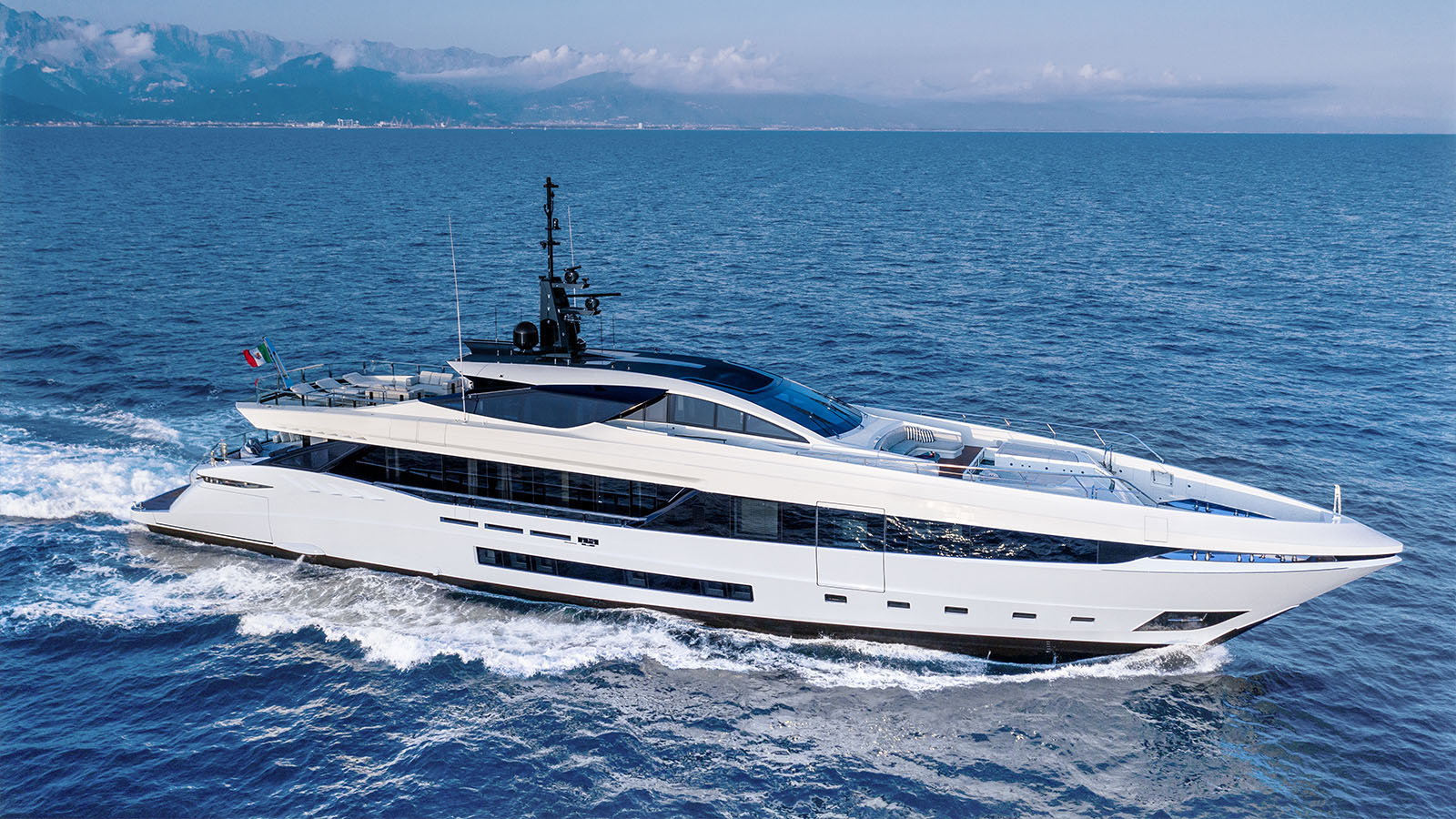 Brokerage support for yacht pre-sale and inspections